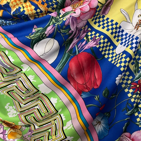 VERSACE Dress - Picture 9 of 14